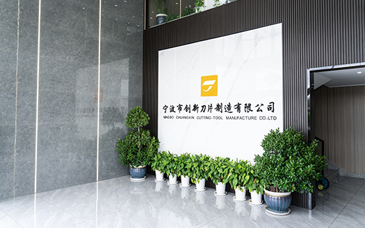 Ningbo Chuangxin Cutting-Tool Manufacture Co., Ltd.는 1993 년에 설립되었습니다.
